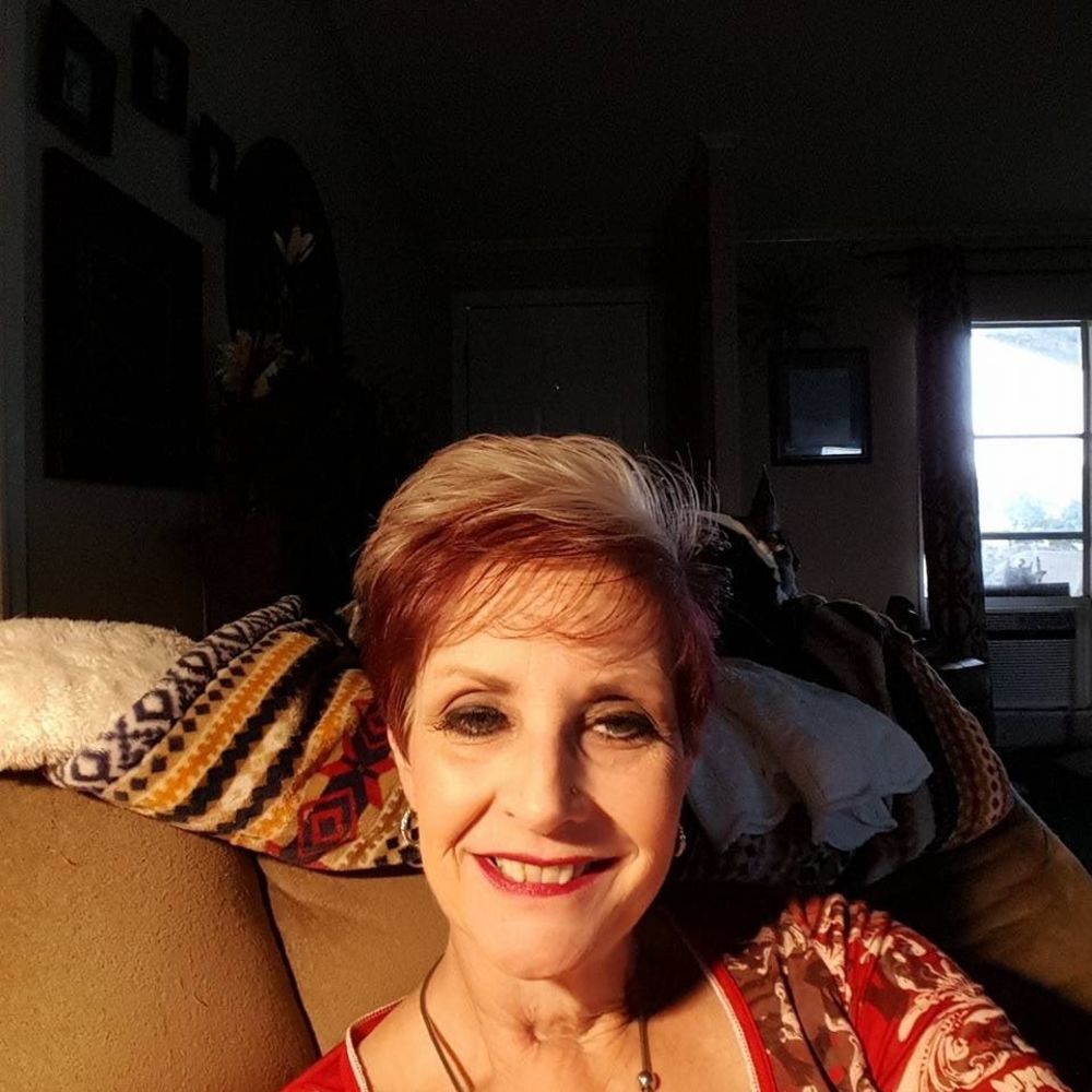 Meet your Posher, Leigh ann